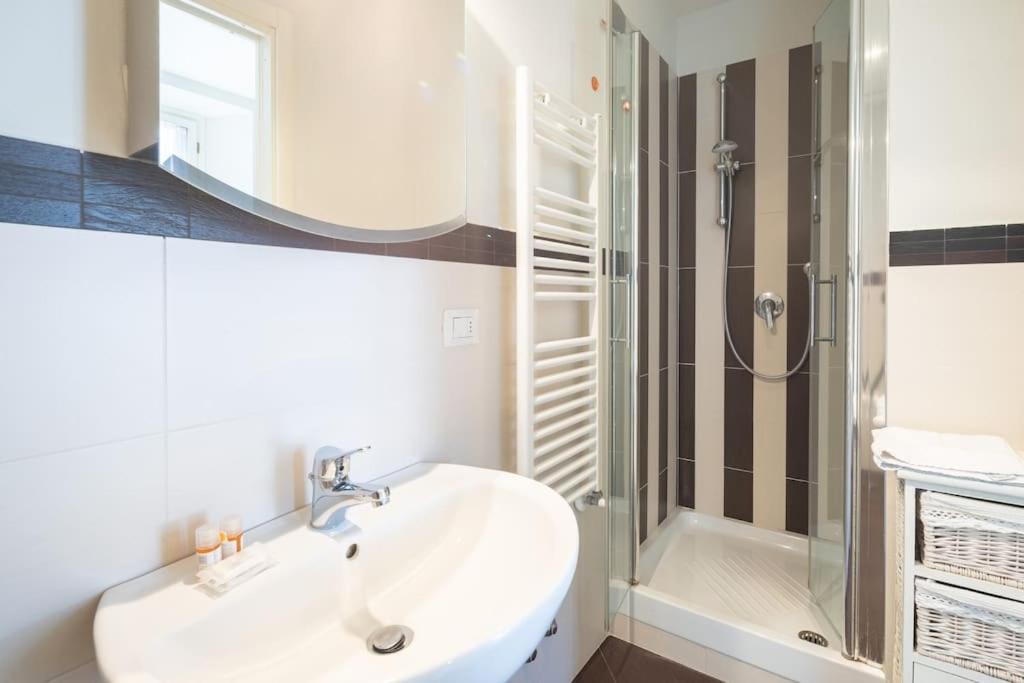 Small & Charming 1-Br Apt ฟลอเรนซ์ ภายนอก รูปภาพ